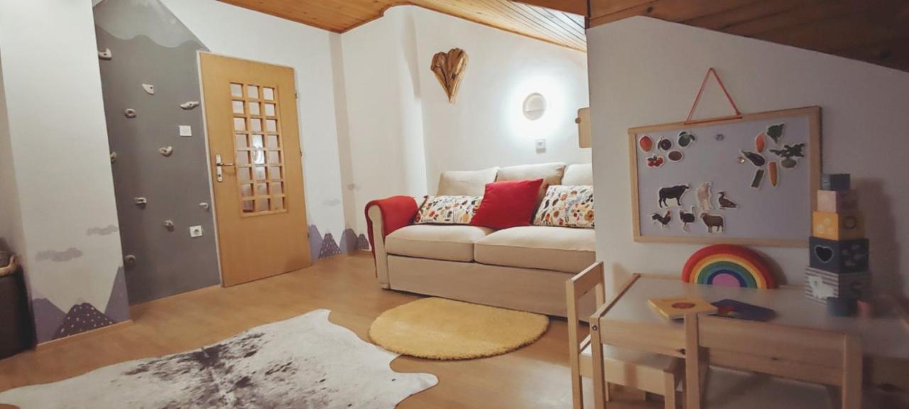 Fox Family Apartment Kranjska Gora Εξωτερικό φωτογραφία